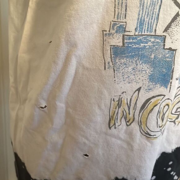 Pink Floyd Heavily Distressed Ripped Holes Graphic Shirt - Picture 8 of 9